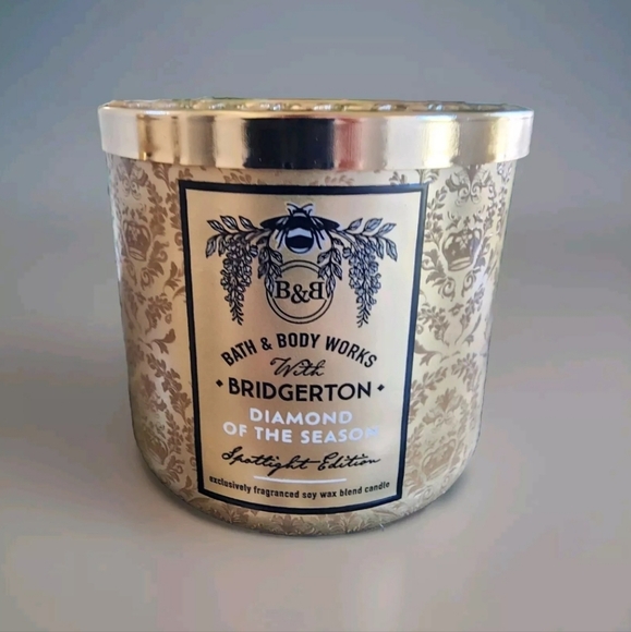 NWT Bath & Body Works Bridgerton " Diamond of The Season " 3 Wick Candle. - Picture 3 of 4